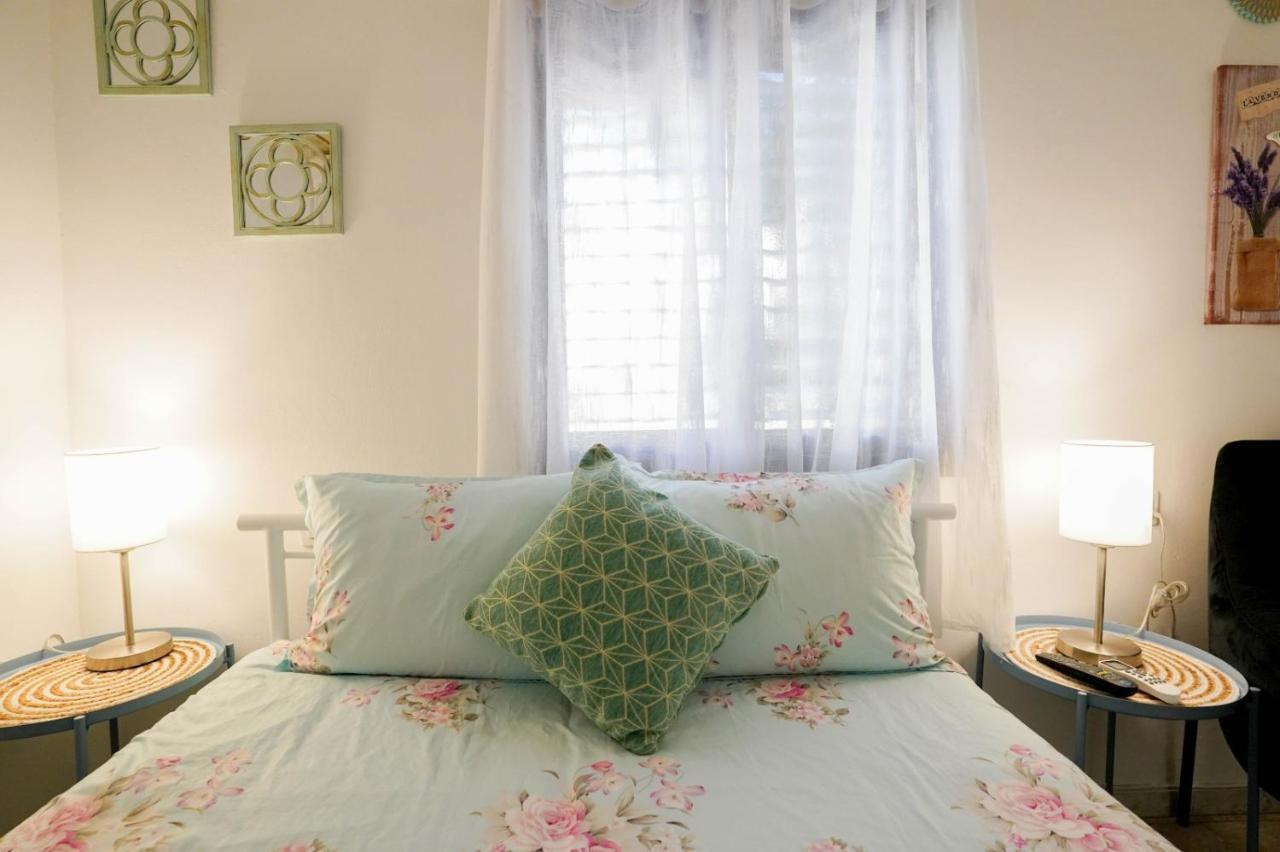 Homestay Shoham